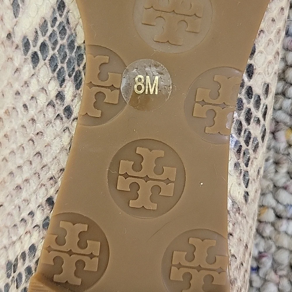 Tory Burch Women's Leather Ballet Flats Gold Accent Sz 8. NWOT balletcore office